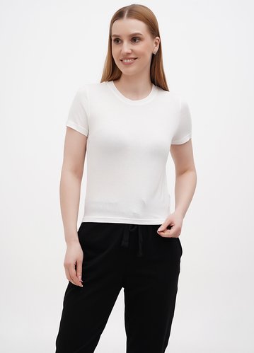 Топ-футболка жіноча віскозна молочна S